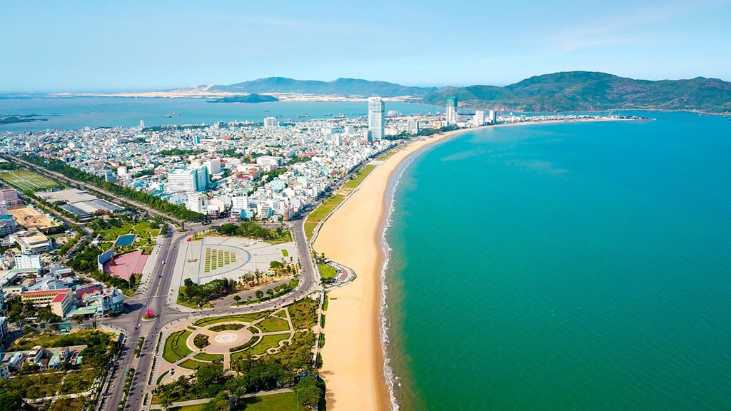 Bãi tắm quy nhơn - Bất động sản quy nhơn
